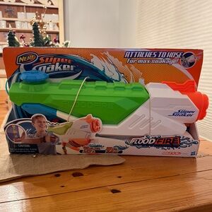 NERF Super Soaker FLOODFIRE Water BLASTER ~ Water Pistol ATTACHES To HOSE New
